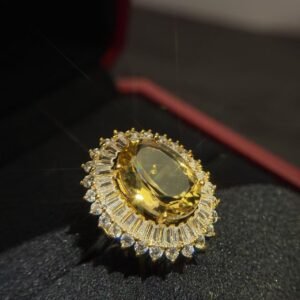 Natural Citrine Ring – 10 Carat Oval-Cut Citrine in 925 Sterling Silver with Sparkling Zircon Accents | Statement Fine Jewelry